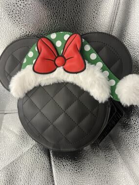 NWT Disney Holiday Minnie Mouse Polka Dot Santa Hat Quilted Crossbody Bag